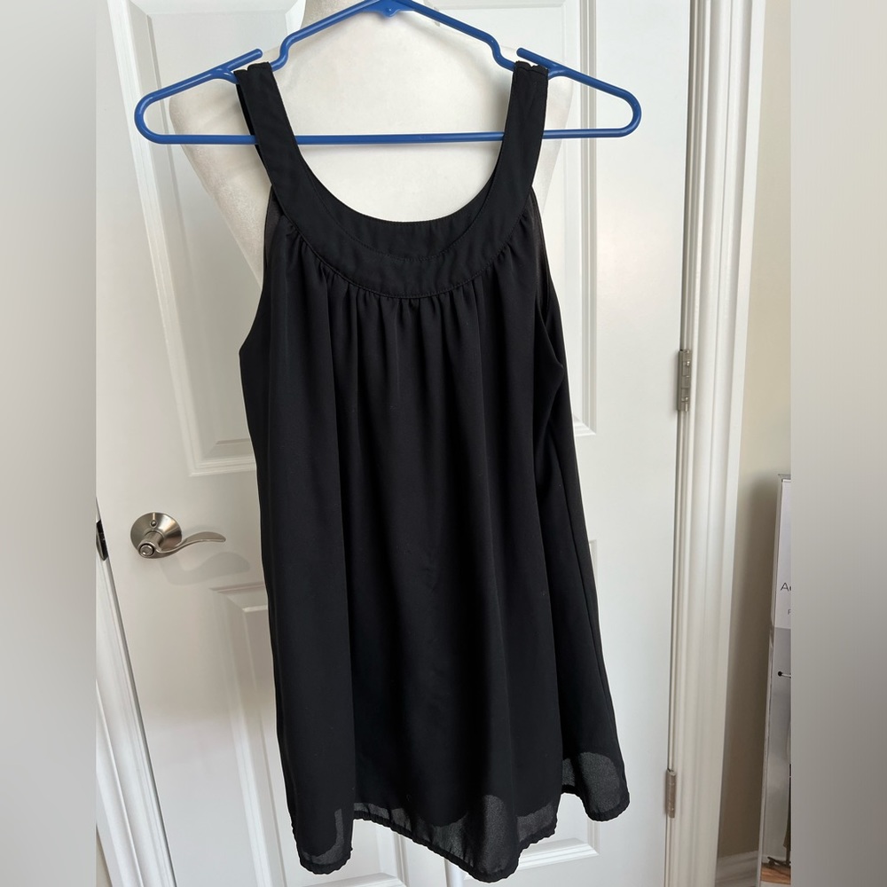Women’s size medium shell halter